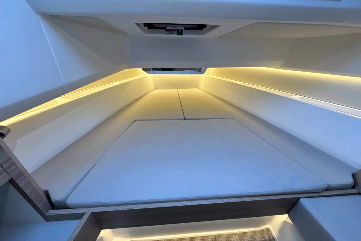 2026 Saxdor 400 GTC Image Thumbnail #55