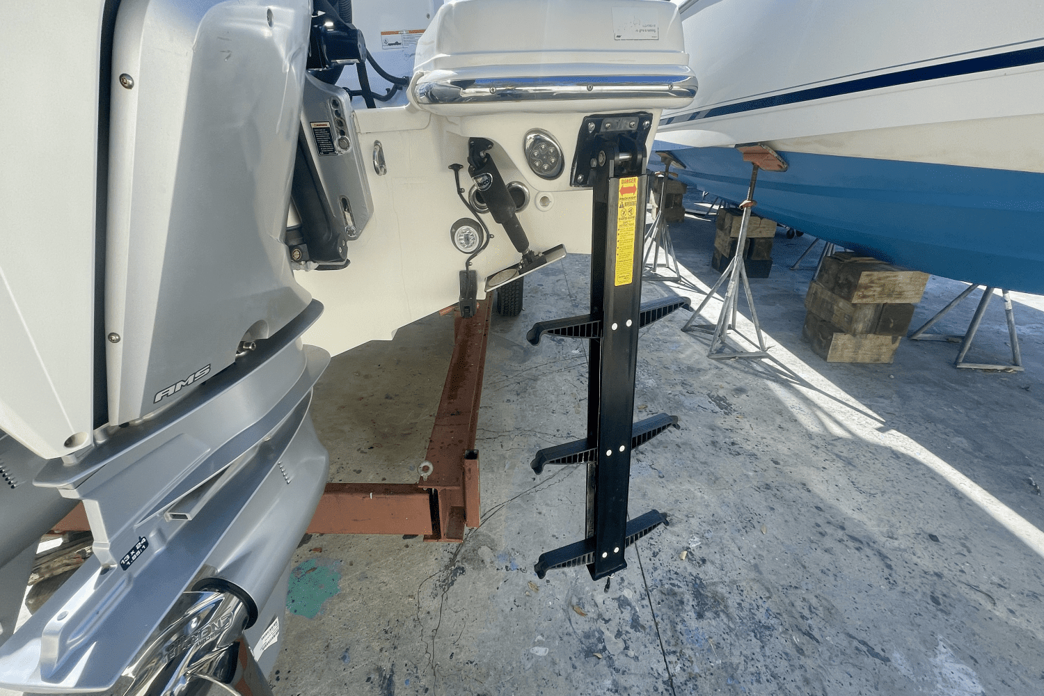 2019 Boston Whaler 270 VANTAGE Image Thumbnail #13