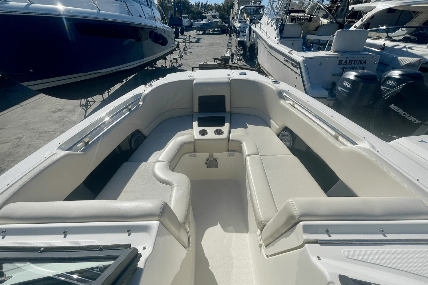 2019 Boston Whaler 270 VANTAGE Image Thumbnail #20