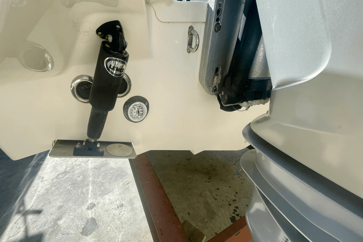 2019 Boston Whaler 270 VANTAGE Image Thumbnail #12