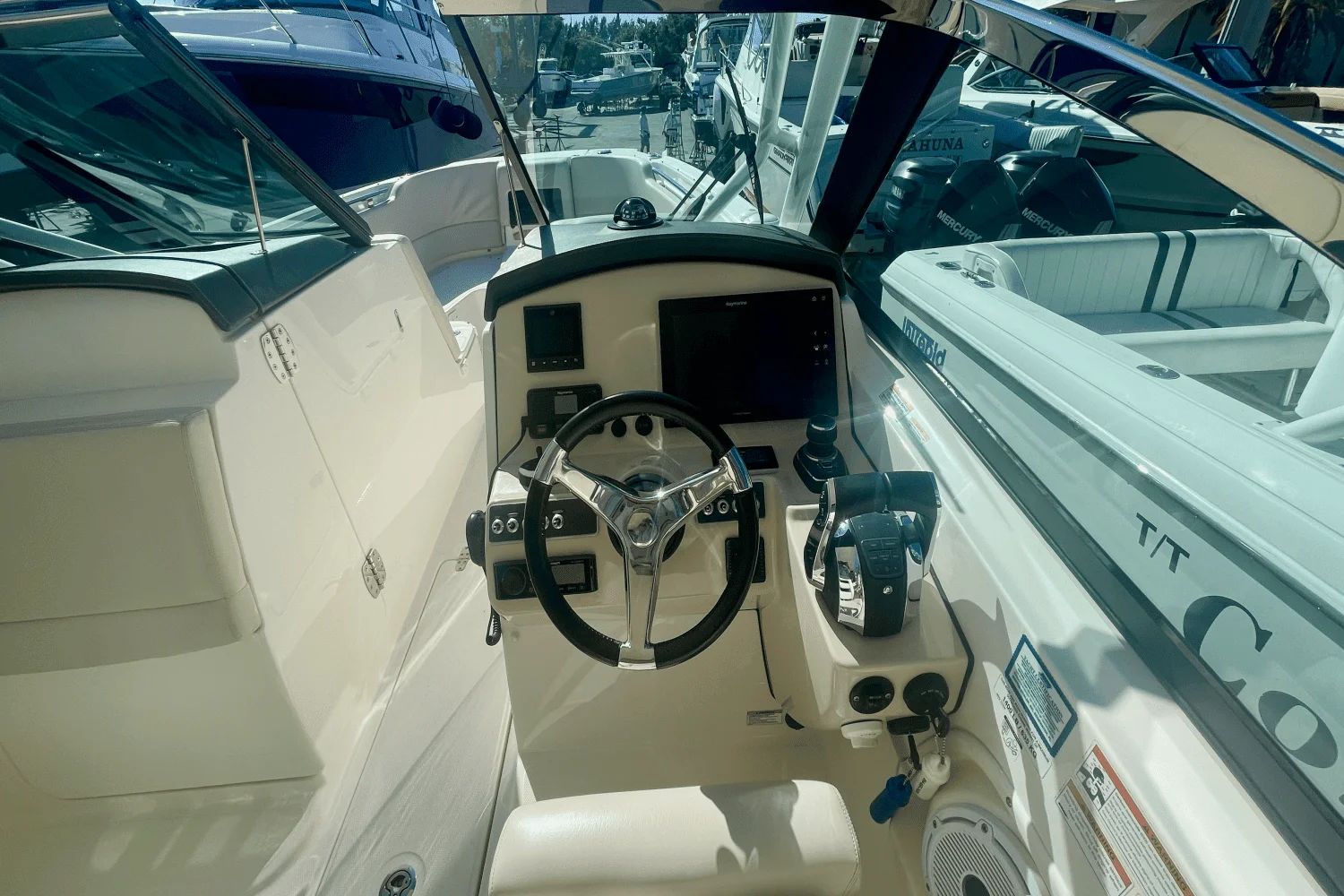 2019 Boston Whaler 270 VANTAGE Image Thumbnail #29
