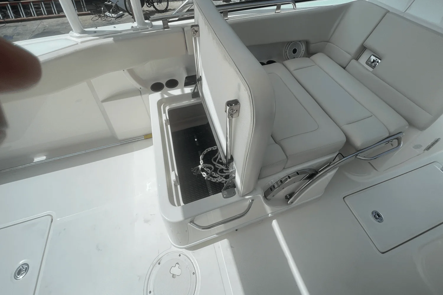 2019 Boston Whaler 270 VANTAGE Image Thumbnail #46