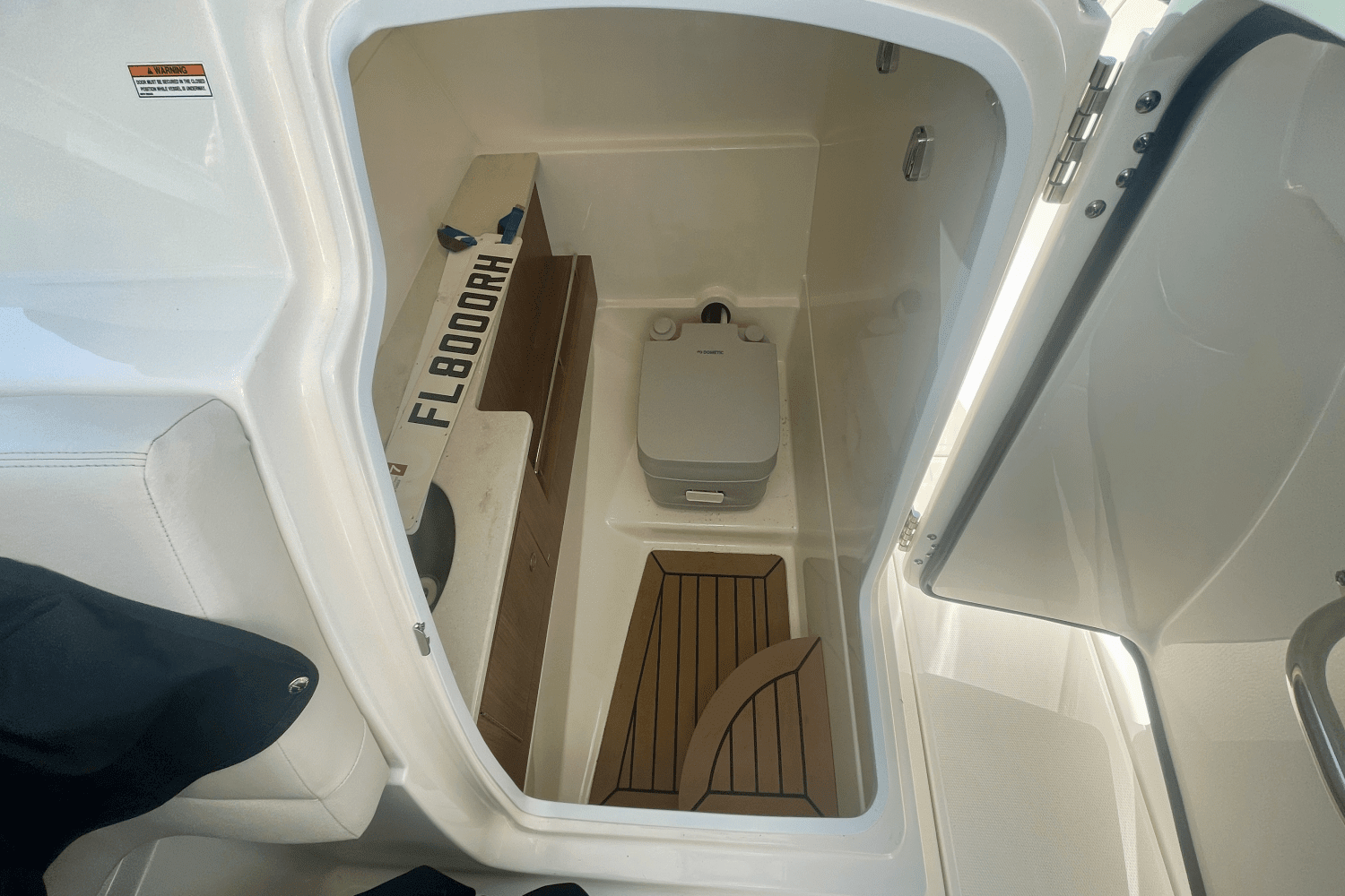 2019 Boston Whaler 270 VANTAGE Image Thumbnail #55
