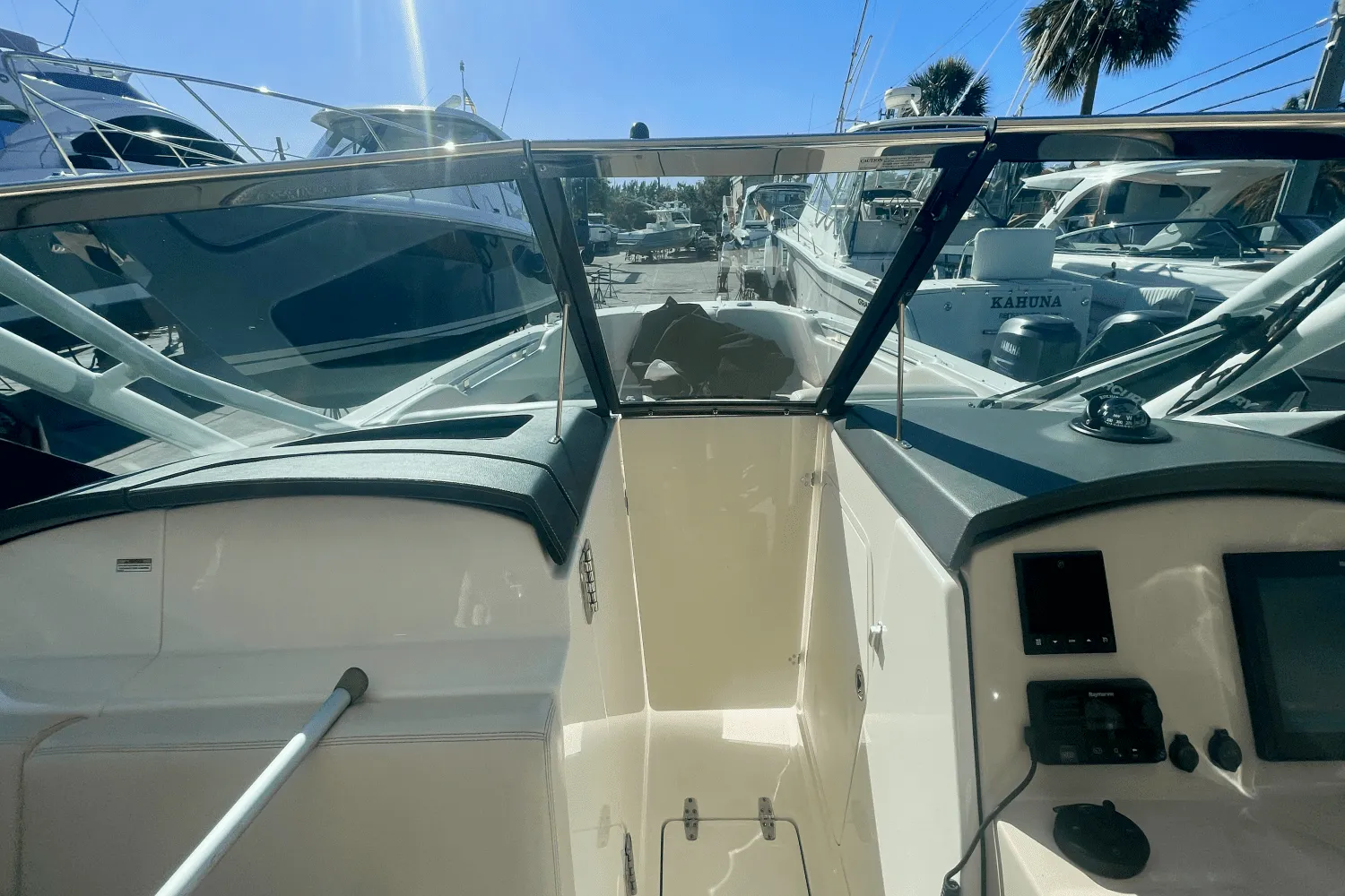2019 Boston Whaler 270 VANTAGE Image Thumbnail #58