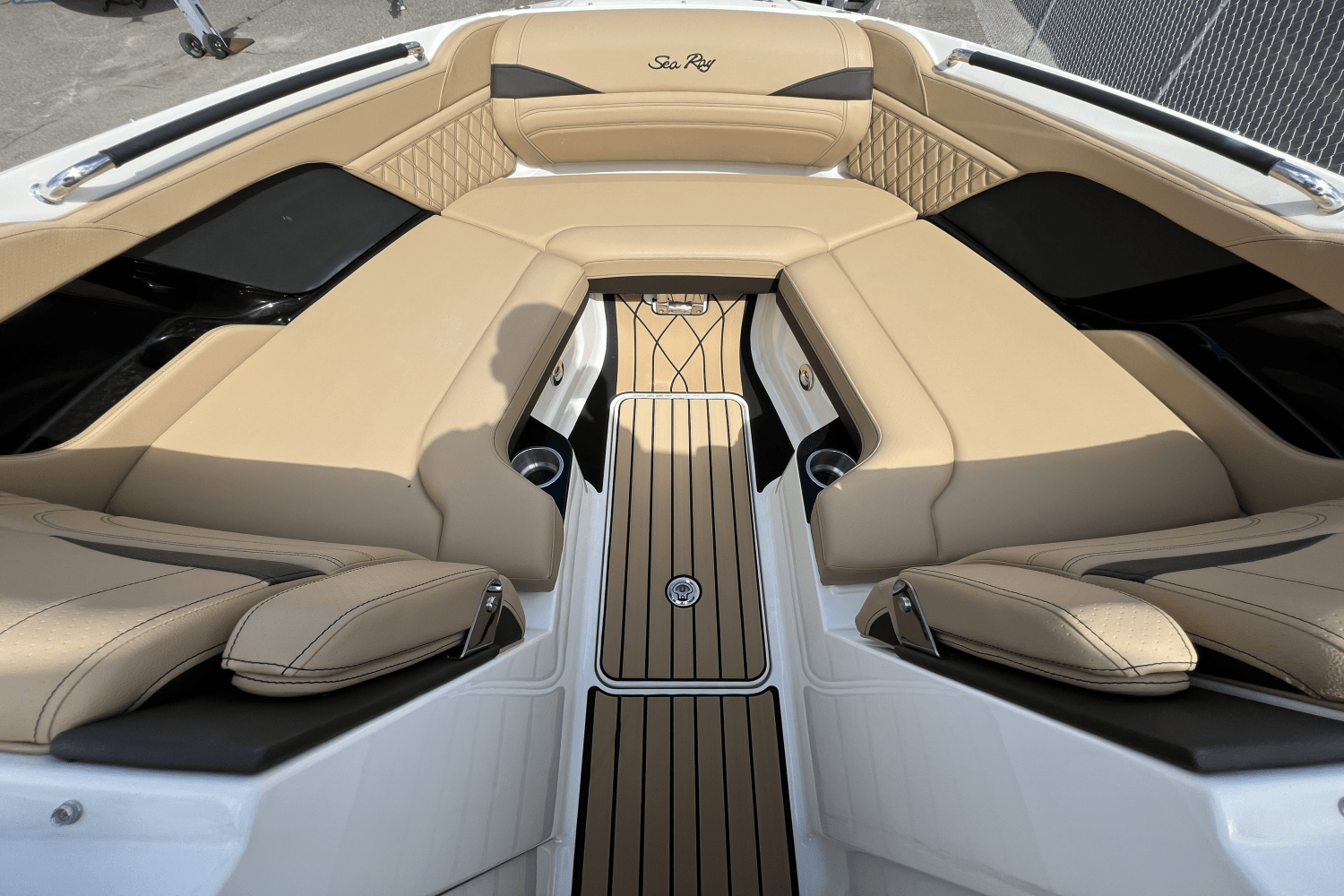 2025 Sea Ray SLX 280 Image Thumbnail #21