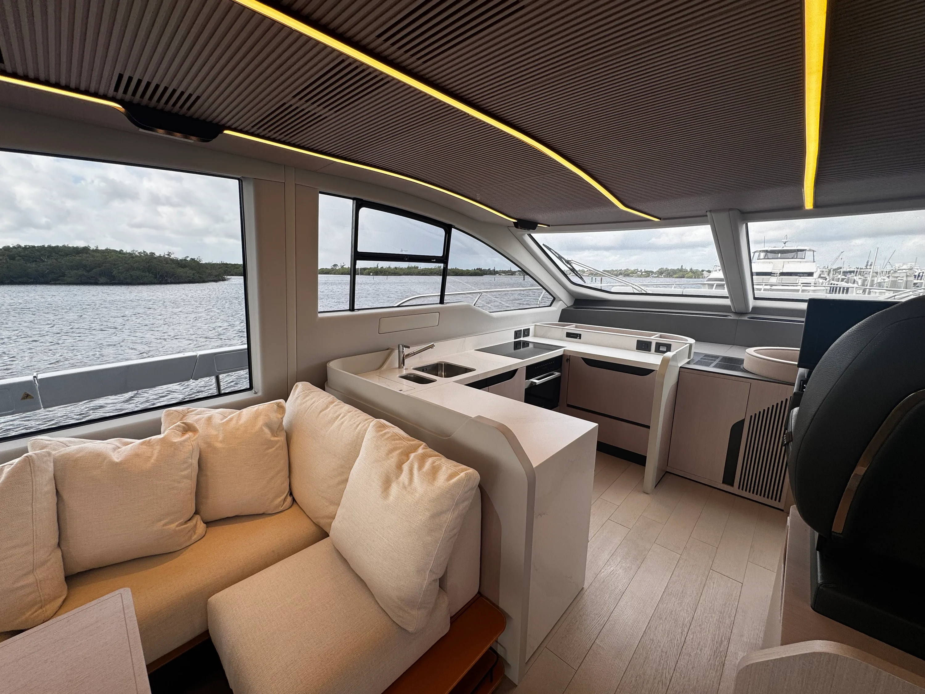 2026 Azimut S7 Image Thumbnail #17