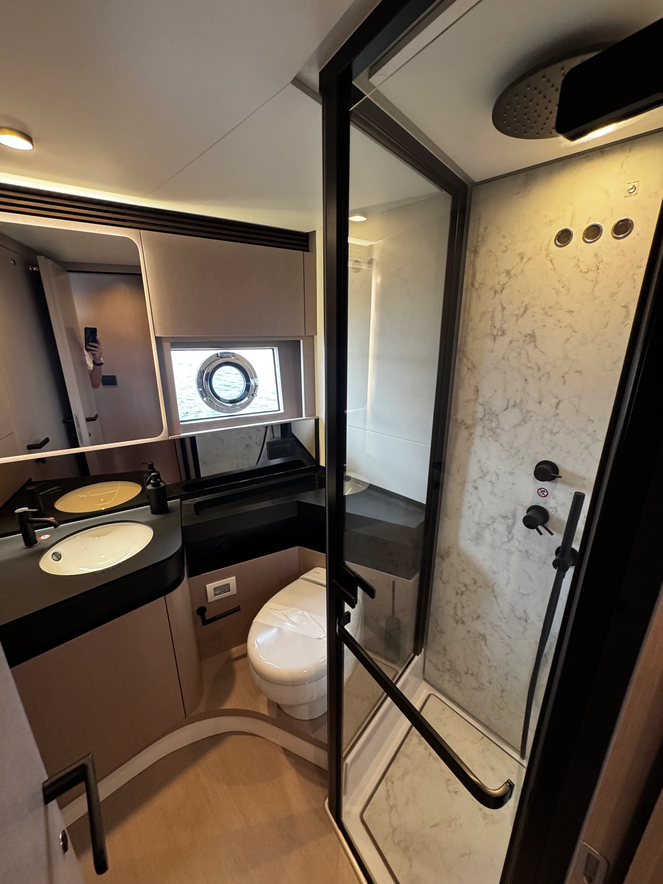 2026 Azimut S7 Image Thumbnail #45