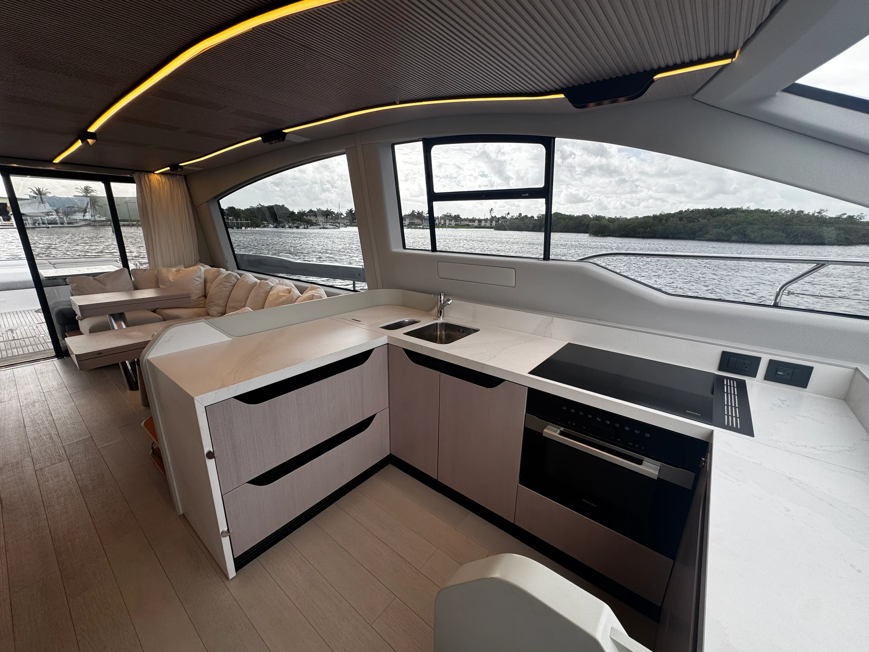 2026 Azimut S7 Image Thumbnail #20