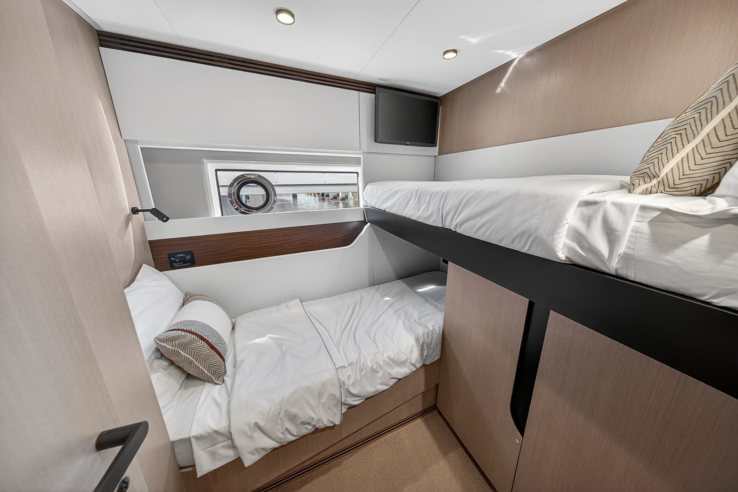 2026 Azimut S7 Image Thumbnail #80