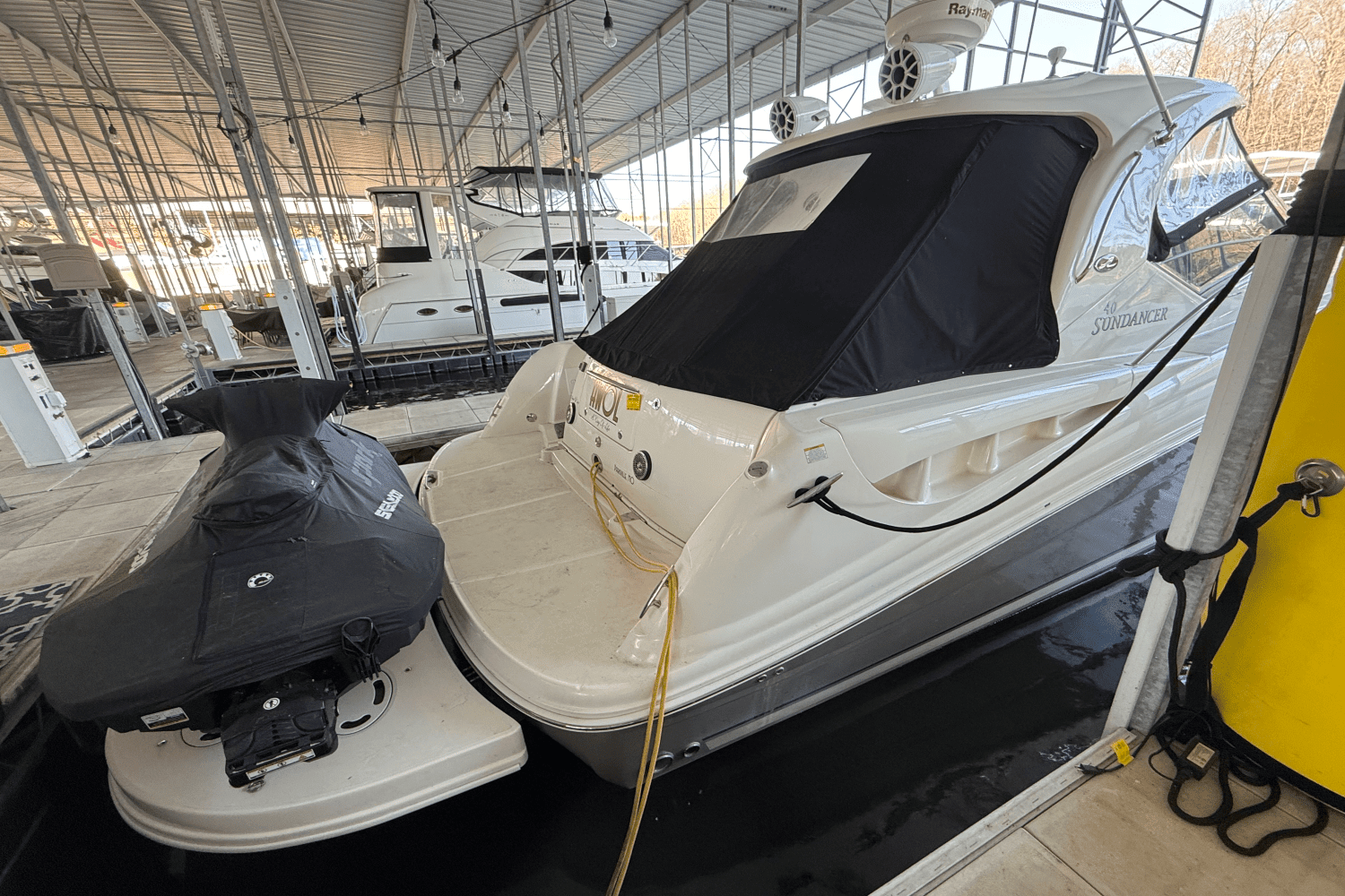 2006 Sea Ray 40 SUNDANCER Image Thumbnail #4