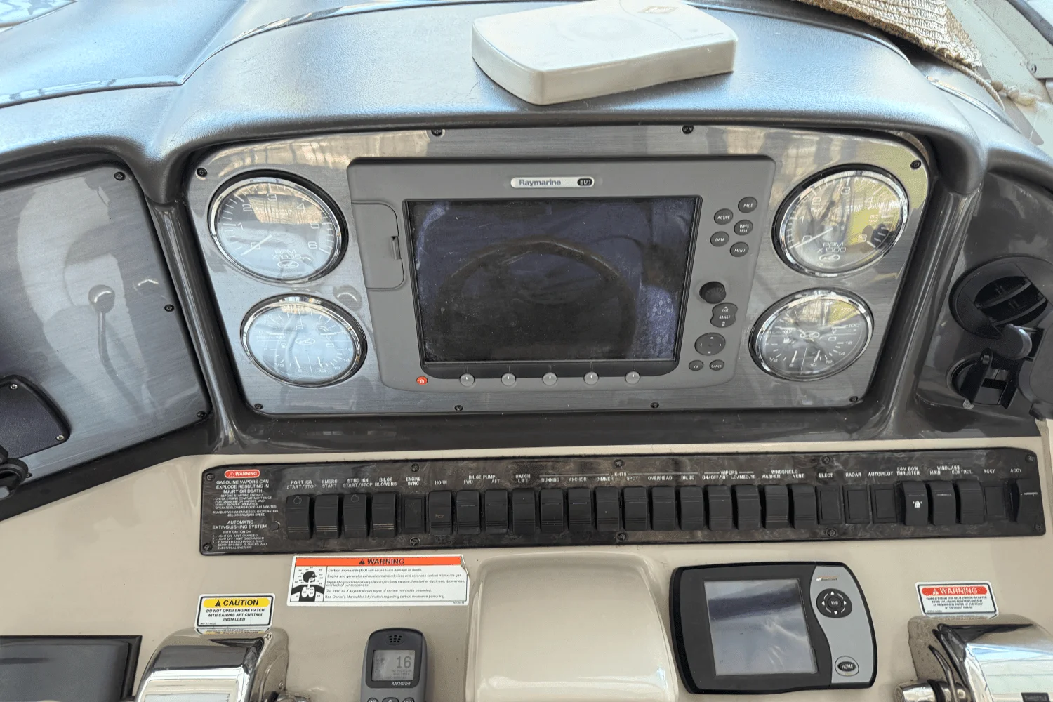 2006 Sea Ray 40 SUNDANCER Image Thumbnail #24