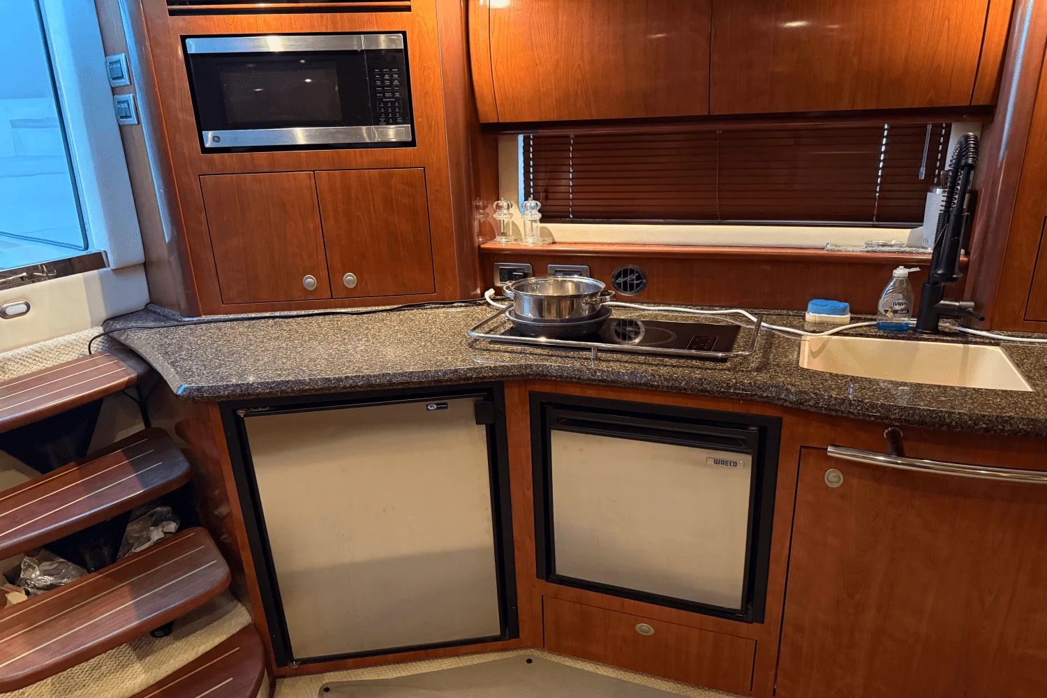 2006 Sea Ray 40 SUNDANCER Image Thumbnail #28