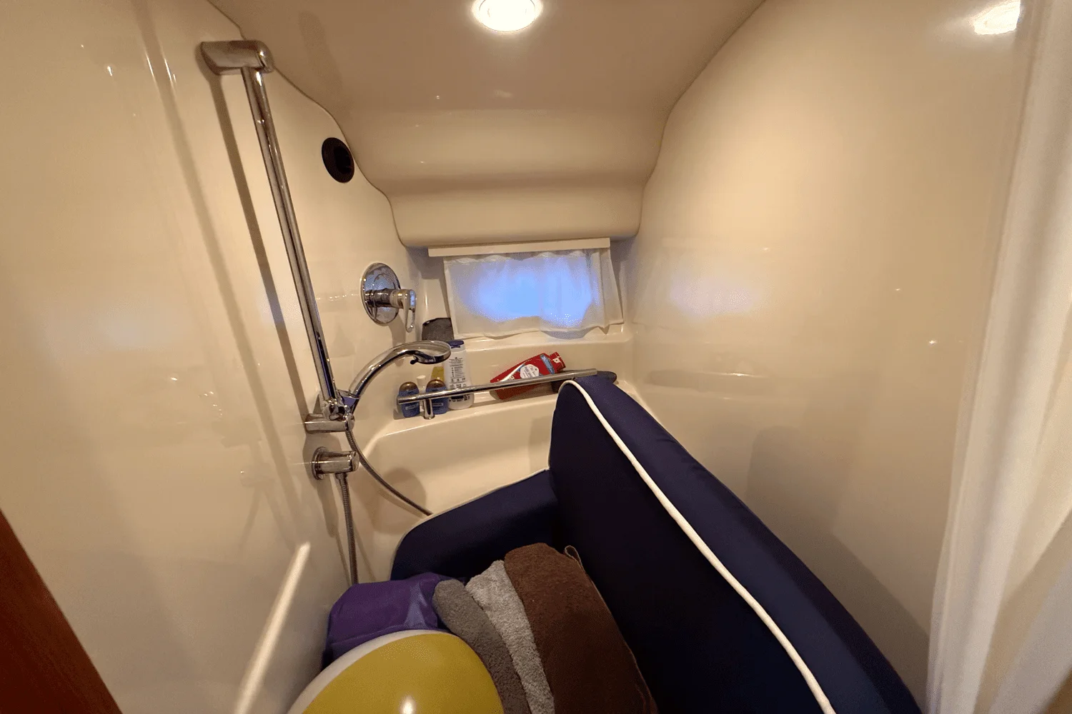 2006 Sea Ray 40 SUNDANCER Image Thumbnail #43