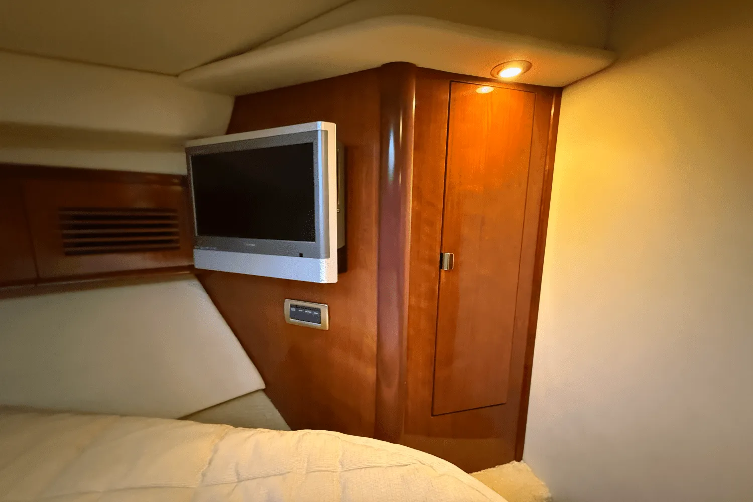 2006 Sea Ray 40 SUNDANCER Image Thumbnail #41