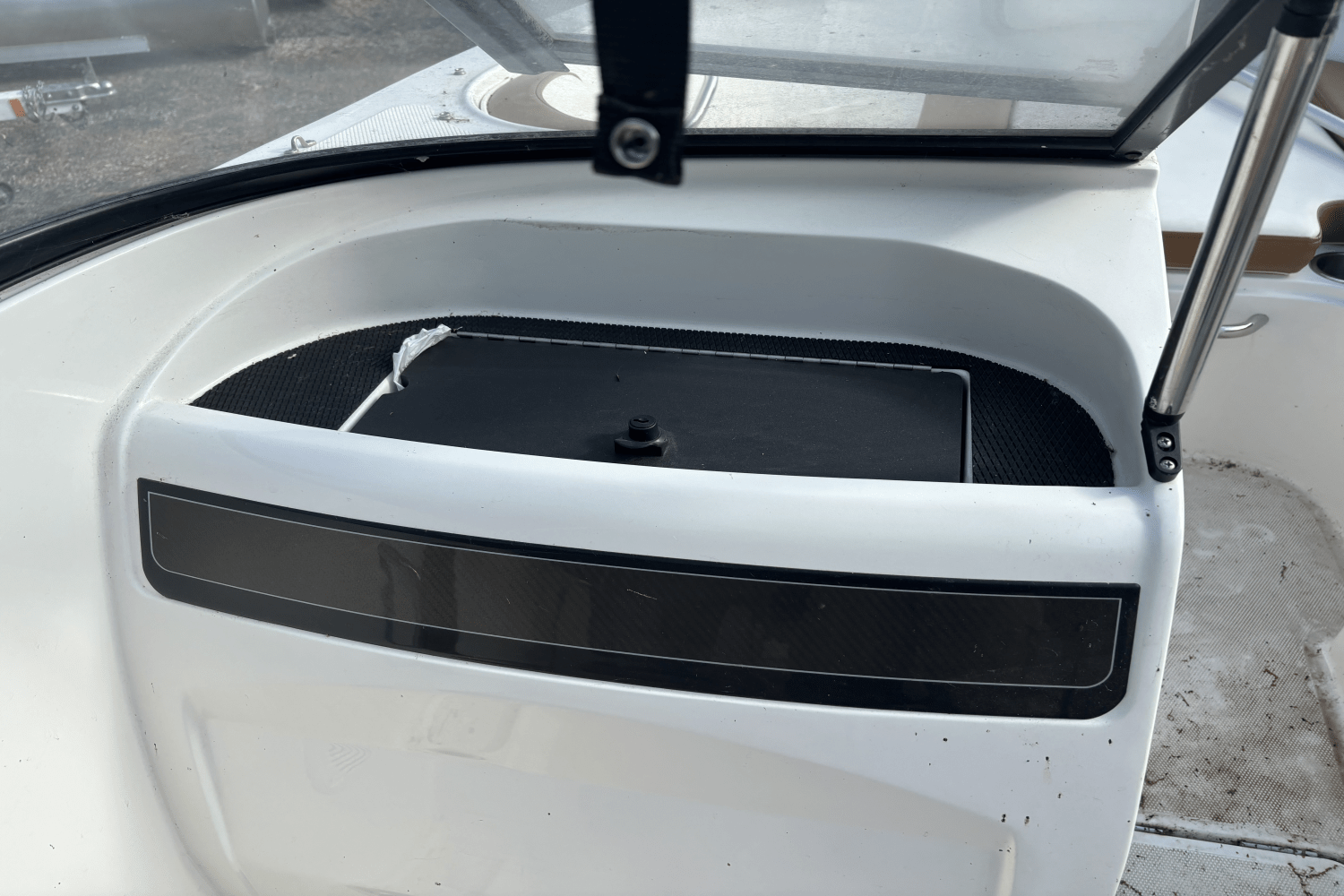 2022 Bayliner V4OB Image Thumbnail #4