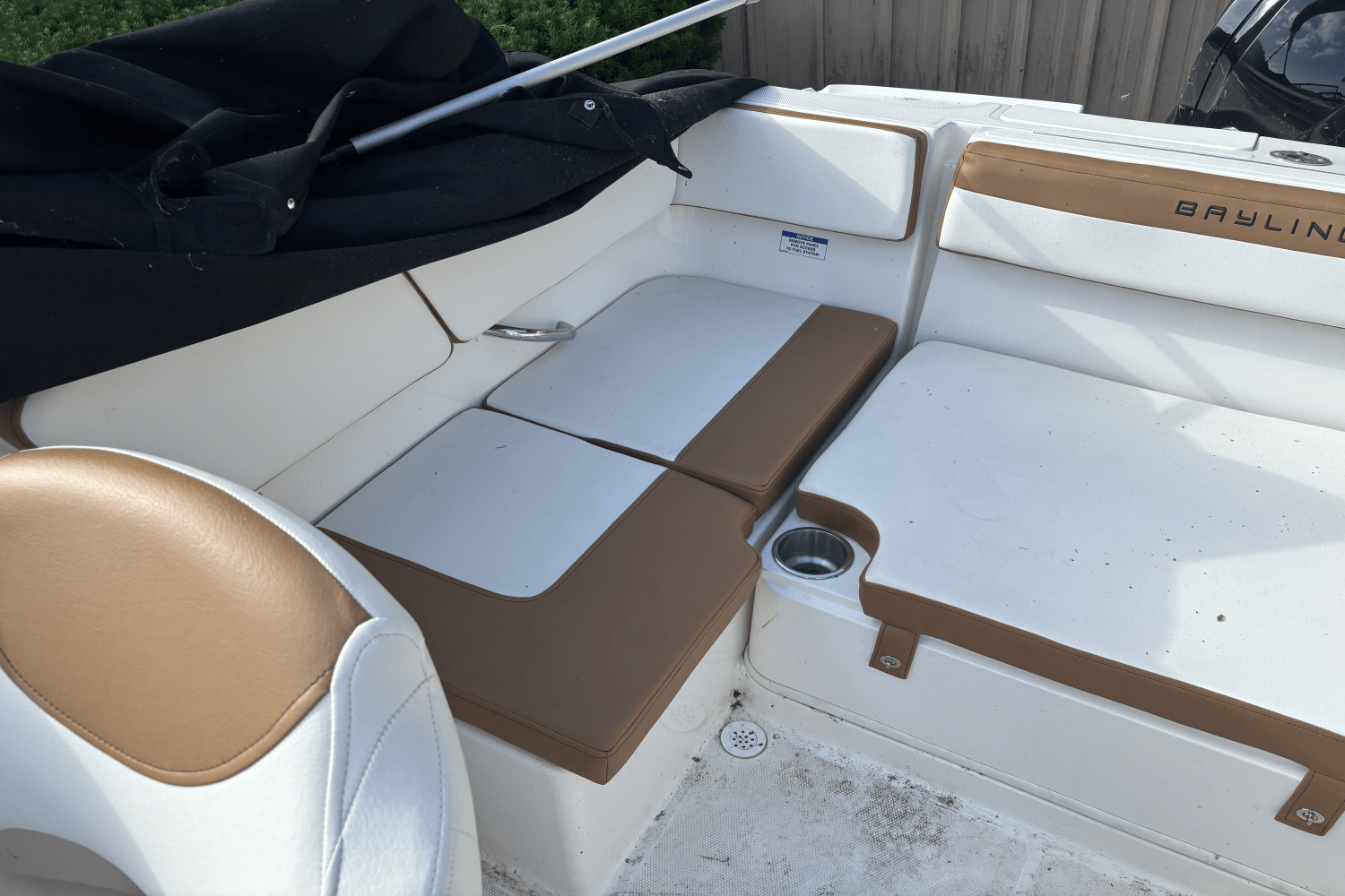 2022 Bayliner V4OB Image Thumbnail #7