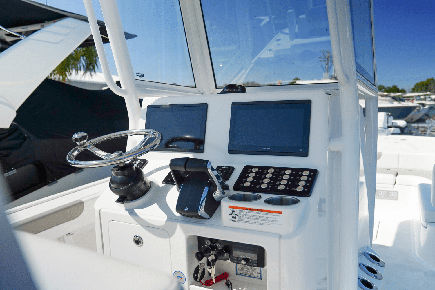 2025 Caymas 281 HB TWIN Image Thumbnail #26