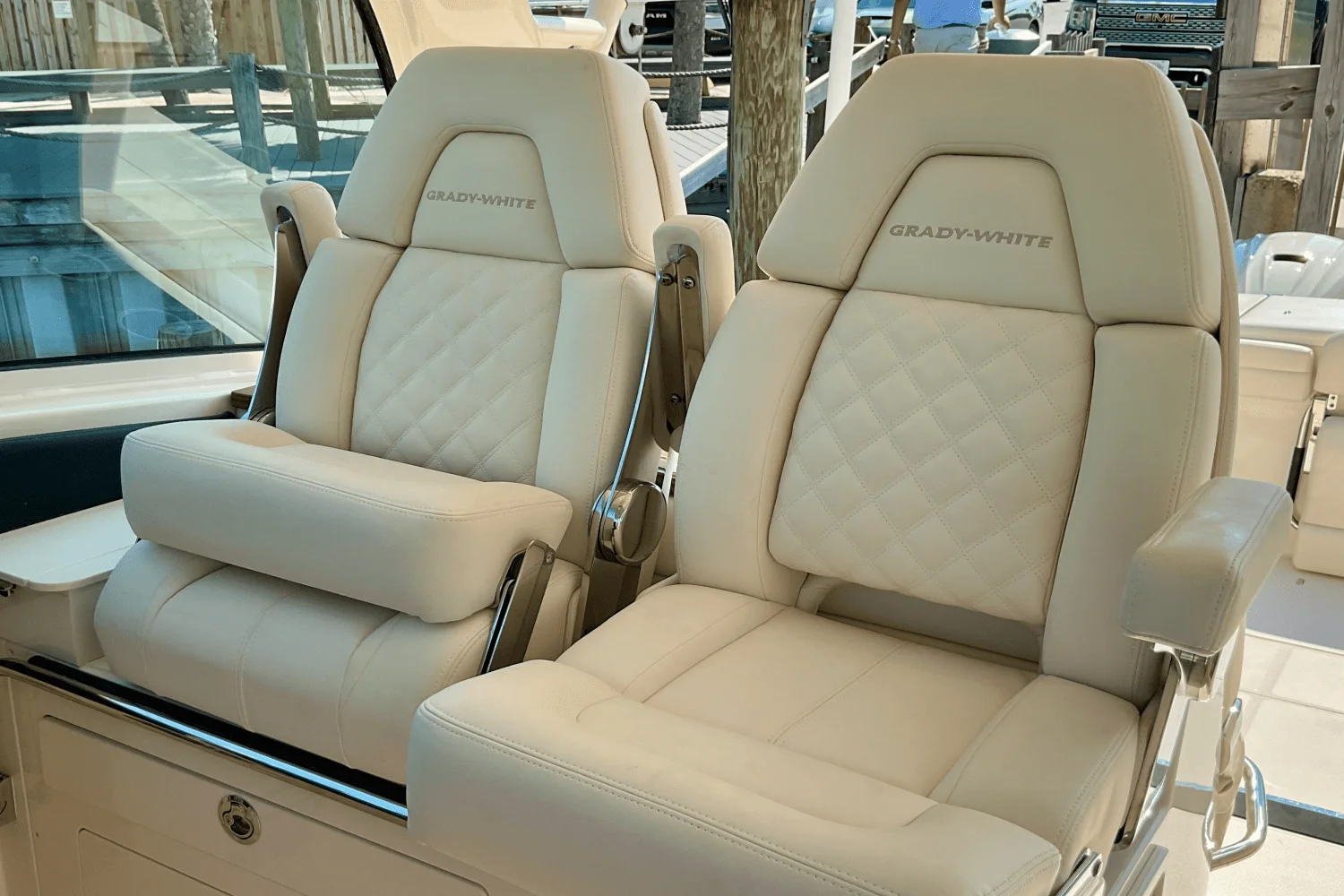 2026 Grady-White Freedom 415 Image Thumbnail #20