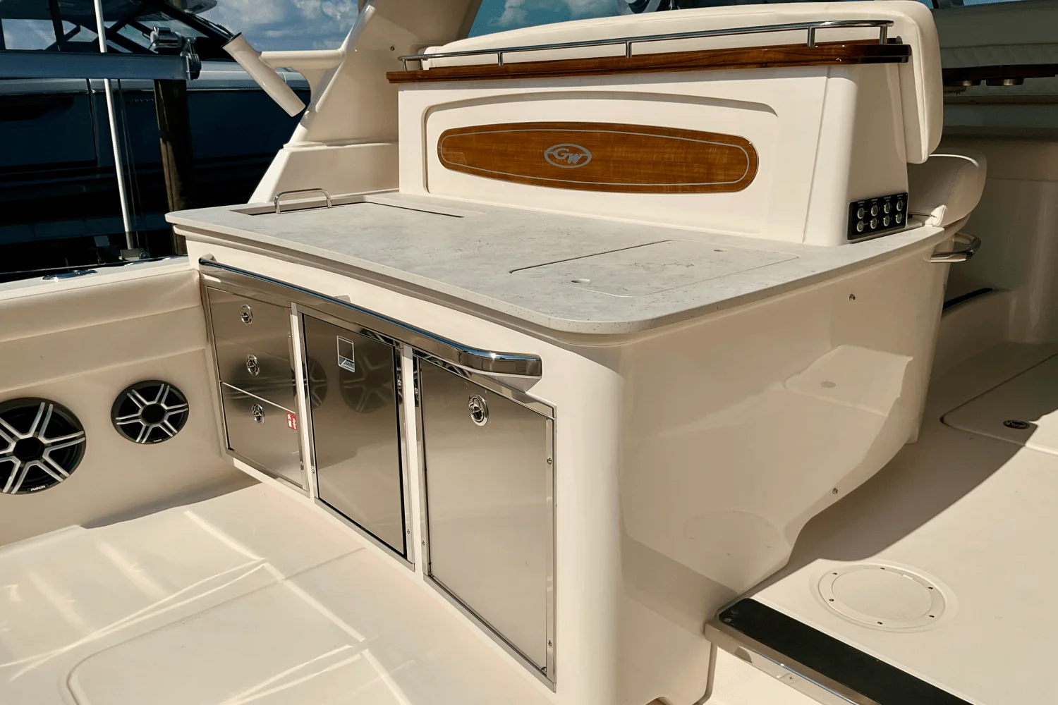 2026 Grady-White Freedom 415 Image Thumbnail #10