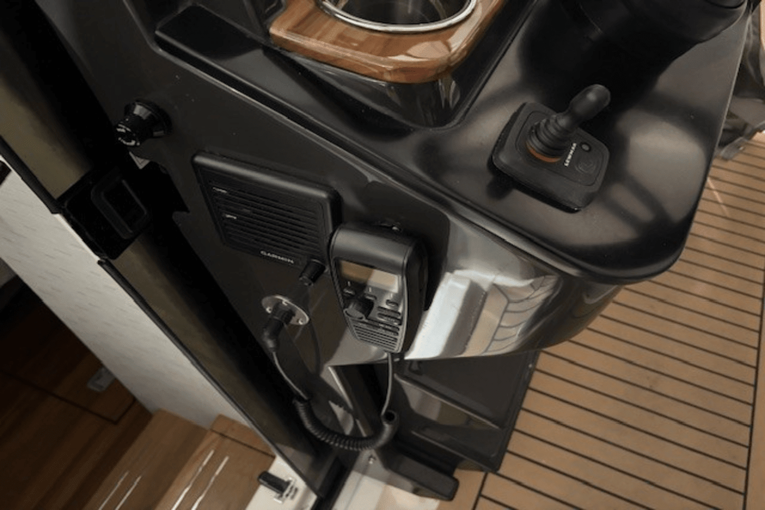 2023 Tiara Yachts
                                                             38 LS Image Thumbnail #25