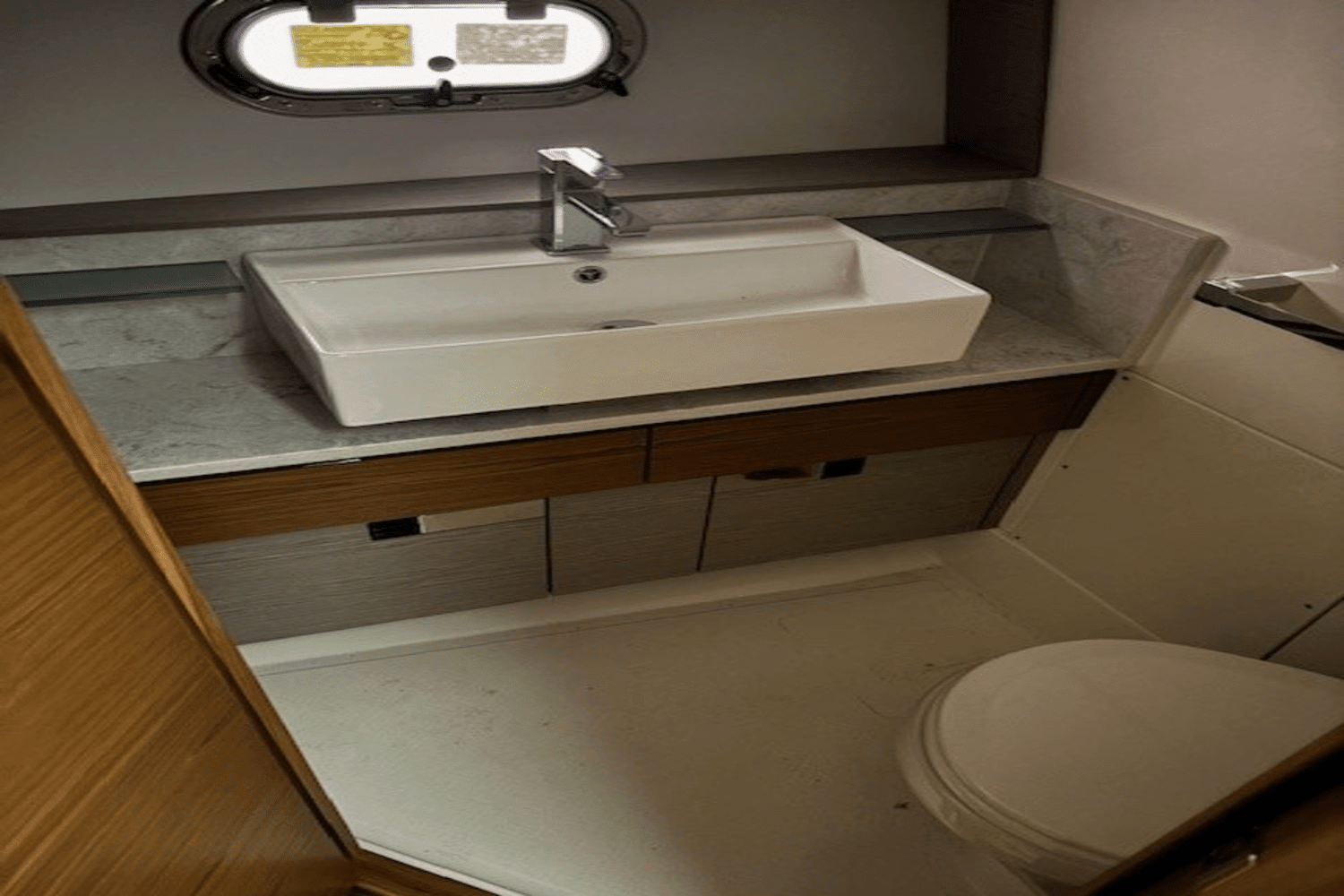 2023 Tiara Yachts
                                                             38 LS Image Thumbnail #42