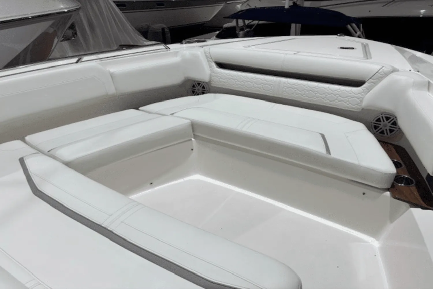 2023 Tiara Yachts 38 LS Image Thumbnail #29