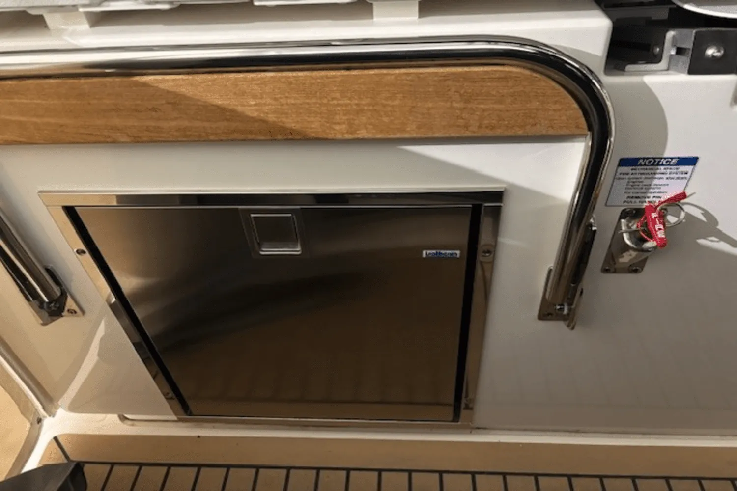 2023 Tiara Yachts 38 LS Image Thumbnail #20