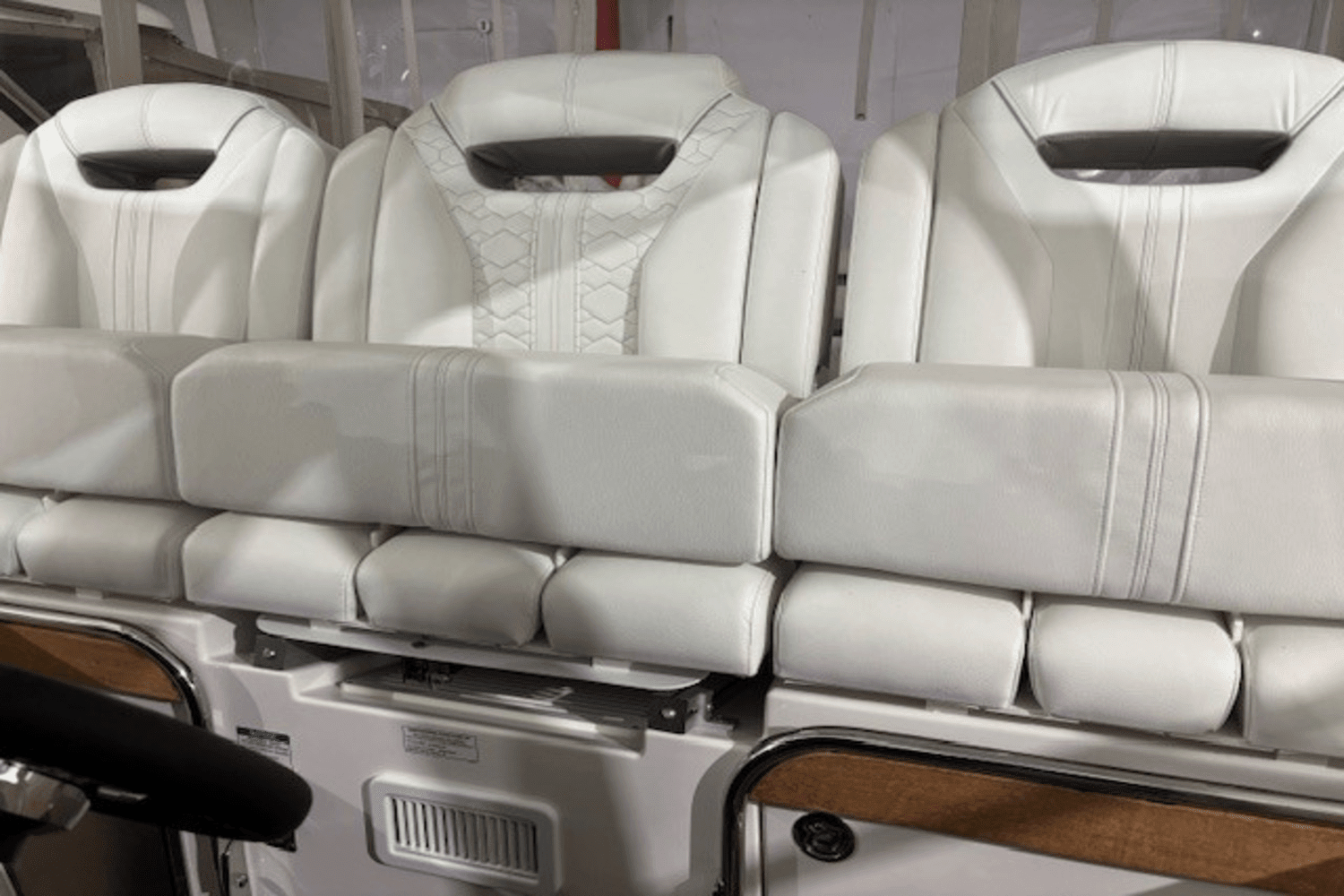2023 Tiara Yachts
                                                             38 LS Image Thumbnail #18