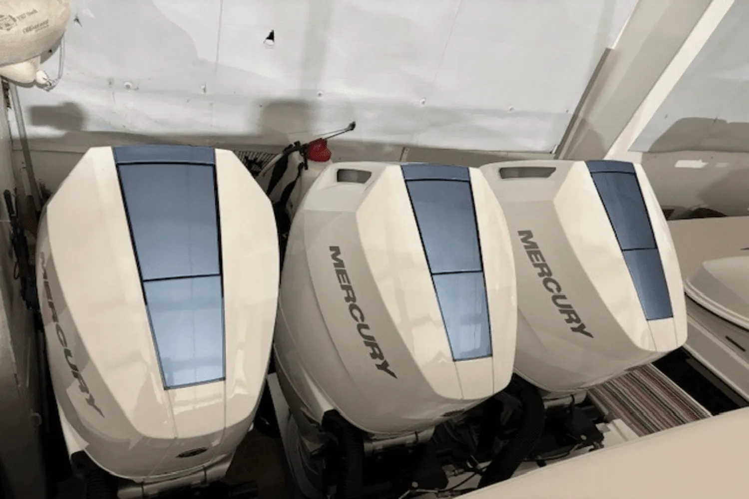 2023 Tiara Yachts 38 LS Image Thumbnail #6