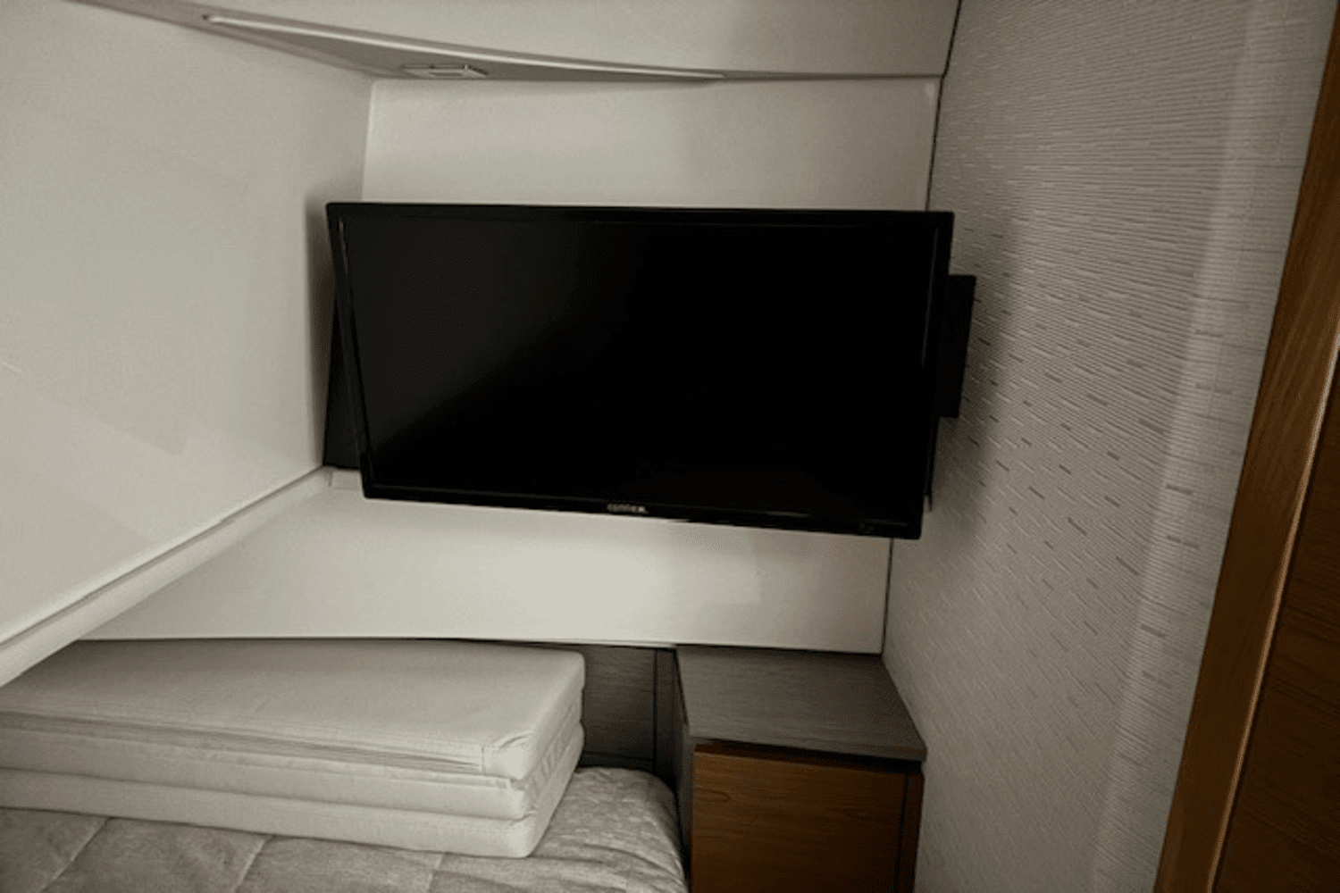 2023 Tiara Yachts
                                                             38 LS Image Thumbnail #41