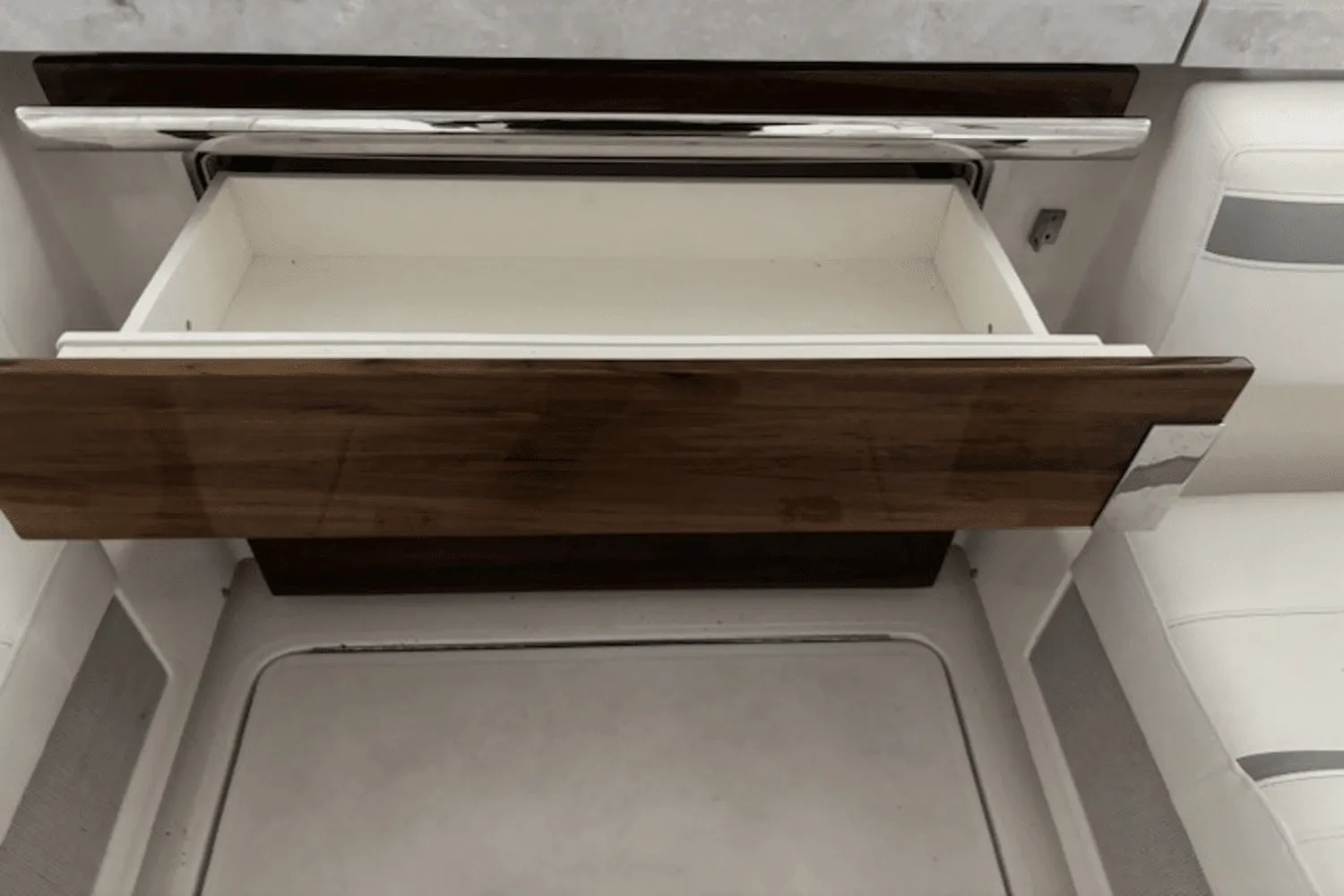 2023 Tiara Yachts 38 LS Image Thumbnail #14