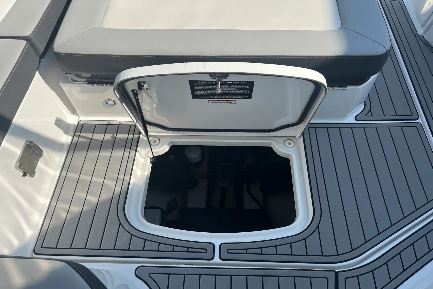 2021 Monterey 335 SPORT YACHT Image Thumbnail #48