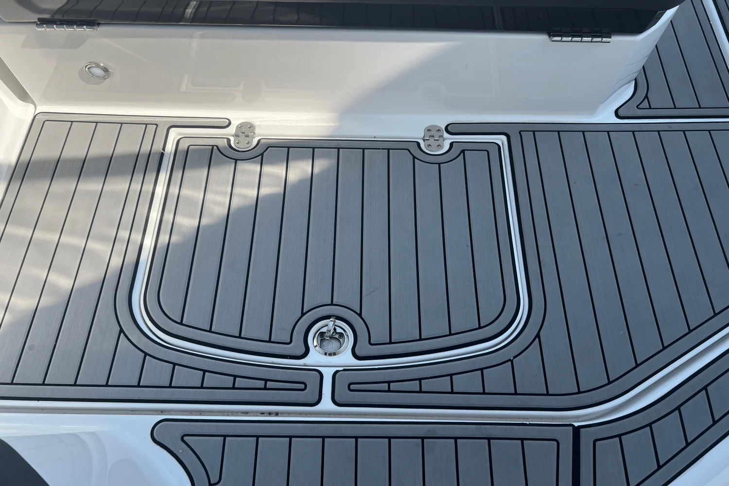 2021 Monterey 335 SPORT YACHT Image Thumbnail #50