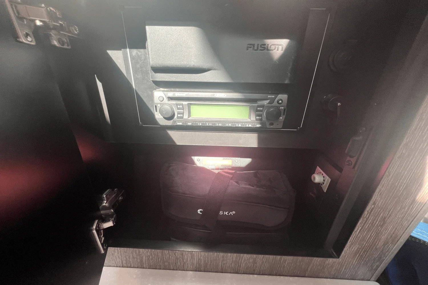 2021 Monterey 335 SPORT YACHT Image Thumbnail #42