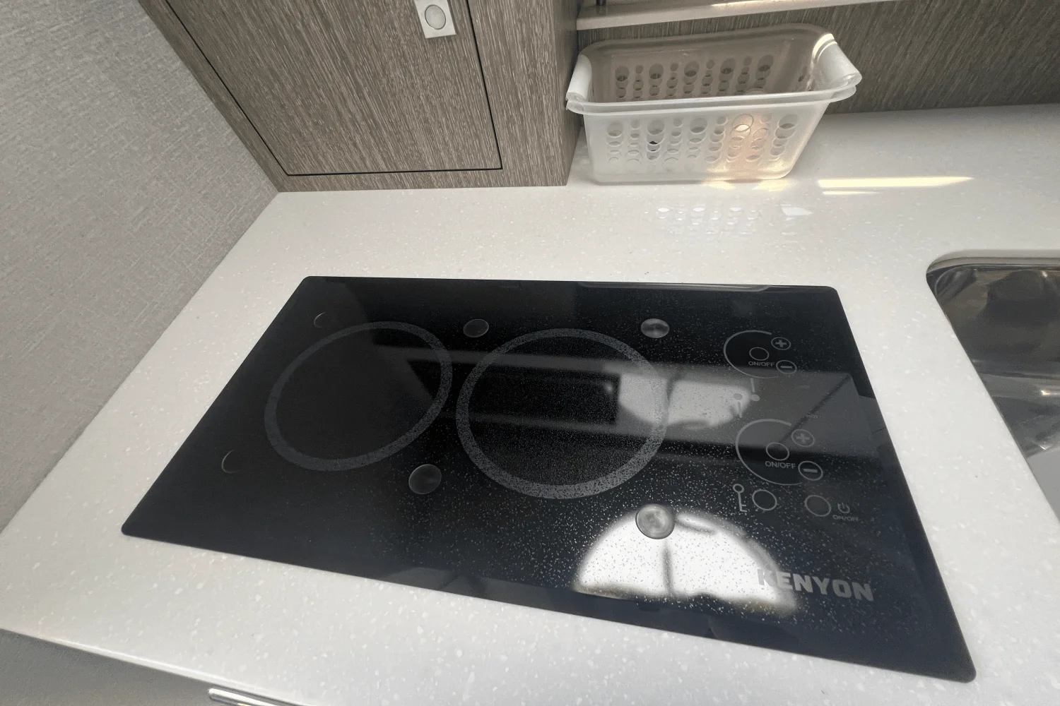 2021 Monterey 335 SPORT YACHT Image Thumbnail #32