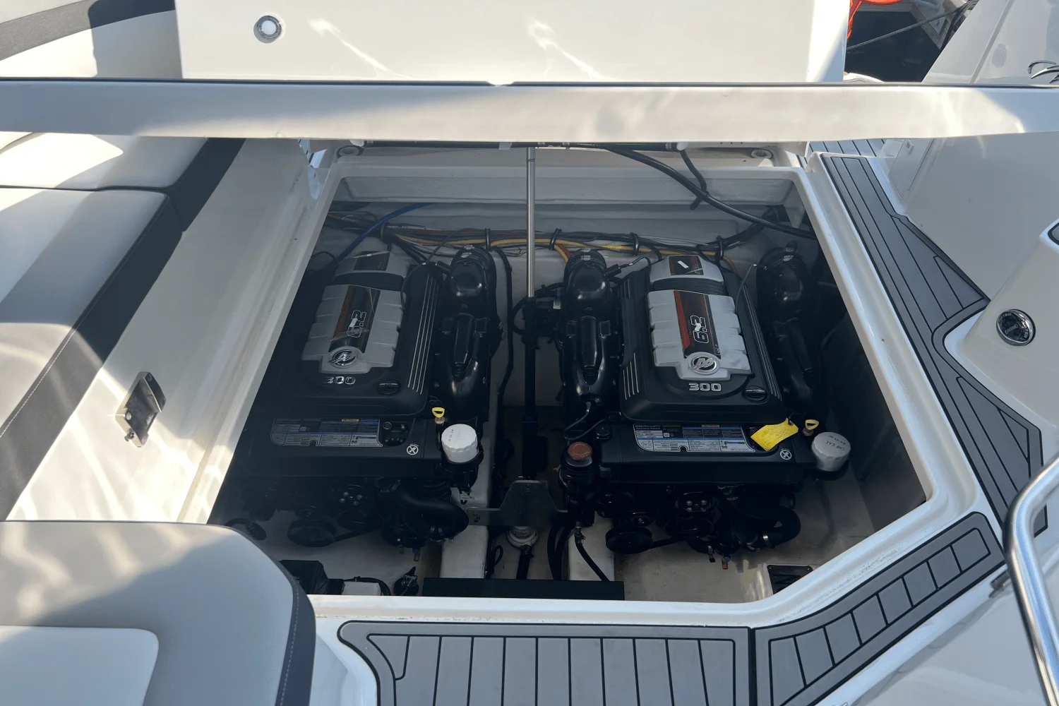 2021 Monterey 335 SPORT YACHT Image Thumbnail #45