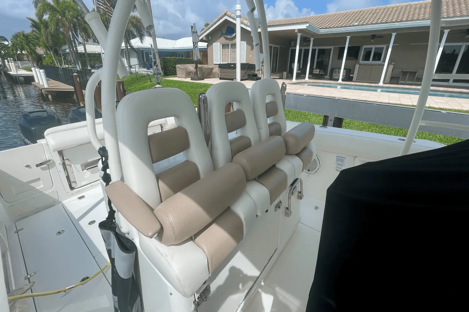 2012 Boston Whaler 370 OUTRAGE Image Thumbnail #24