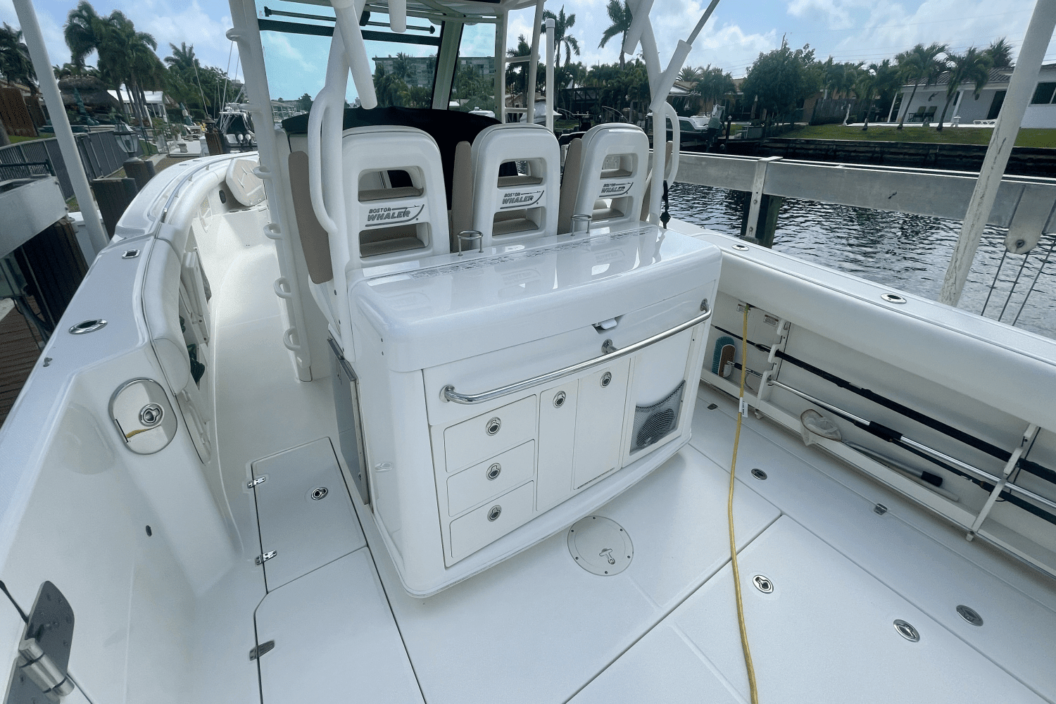 2012 Boston Whaler 370 OUTRAGE Image Thumbnail #27
