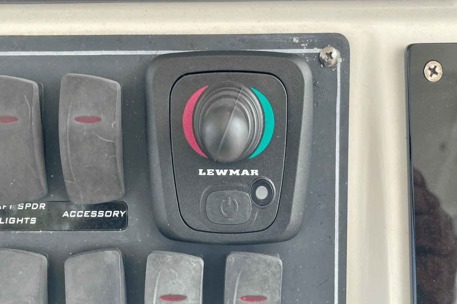 2012 Boston Whaler 370 OUTRAGE Image Thumbnail #15