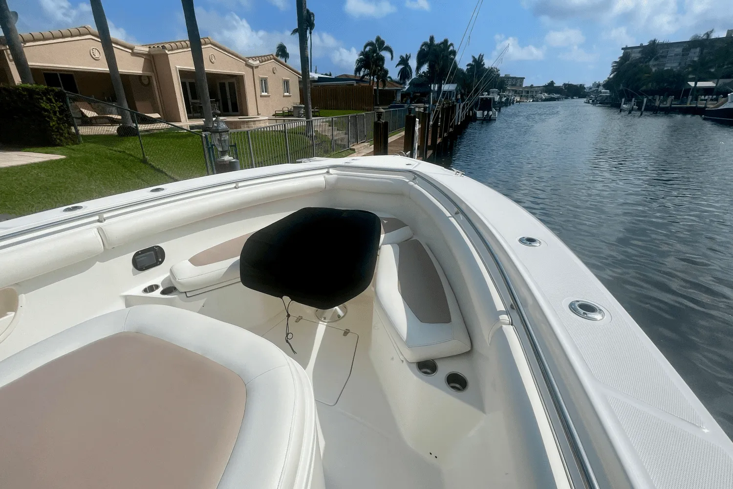 2012 Boston Whaler 370 OUTRAGE Image Thumbnail #9