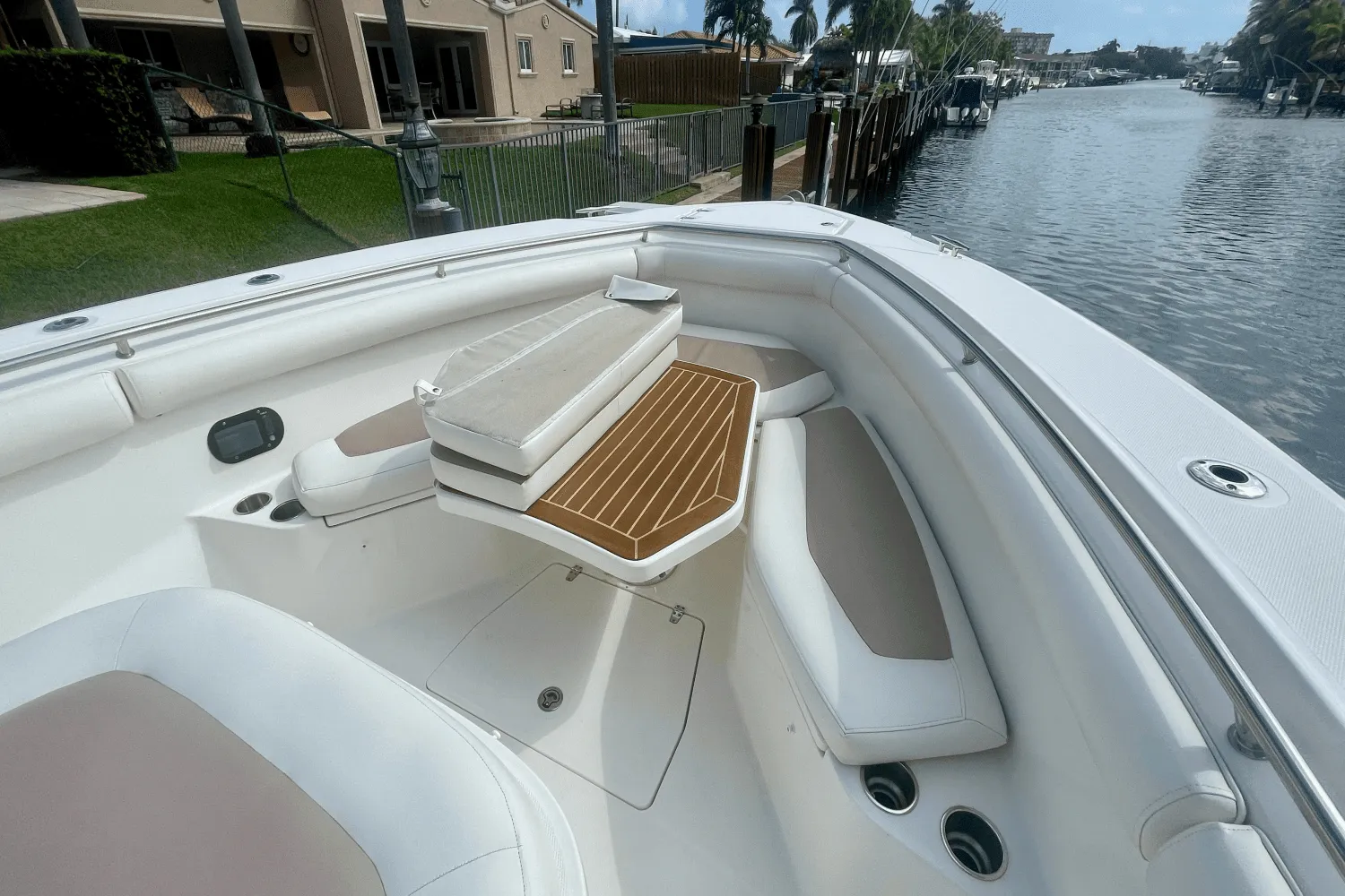 2012 Boston Whaler 370 OUTRAGE Image Thumbnail #12