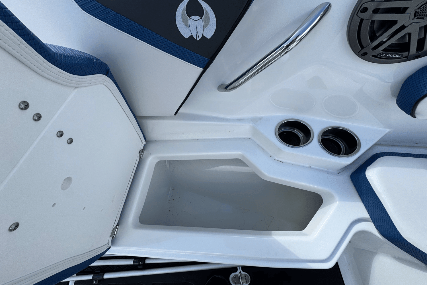 2023 Scarab
                                                             255 ID/IMPULSE Image Thumbnail #18