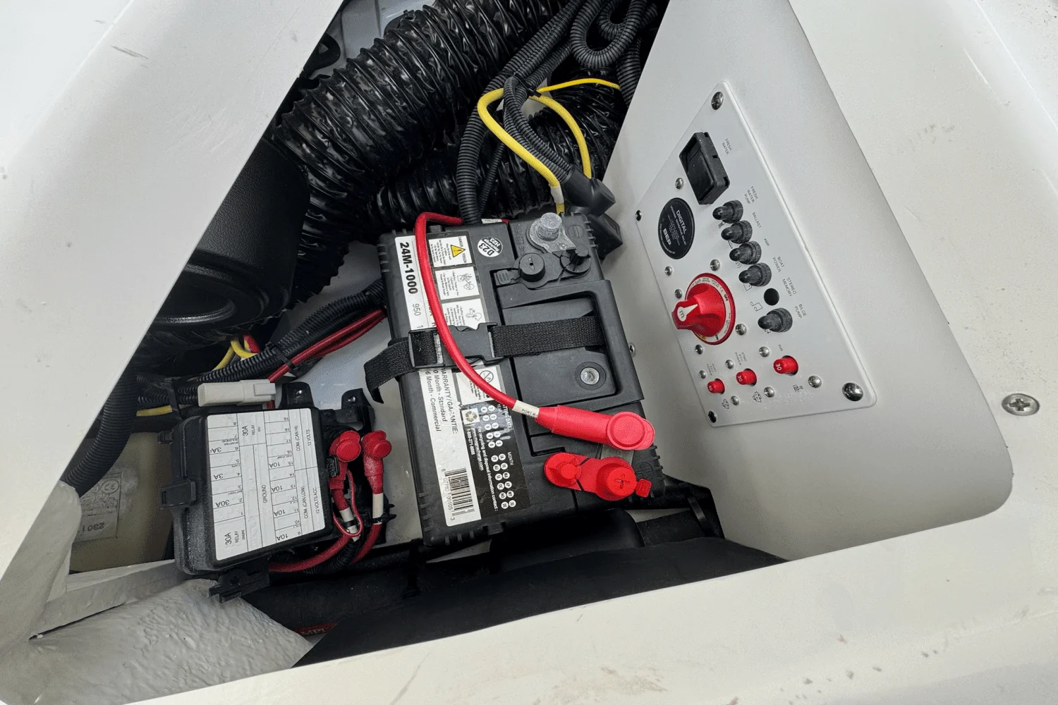 2023 Scarab 255 ID/IMPULSE Image Thumbnail #45