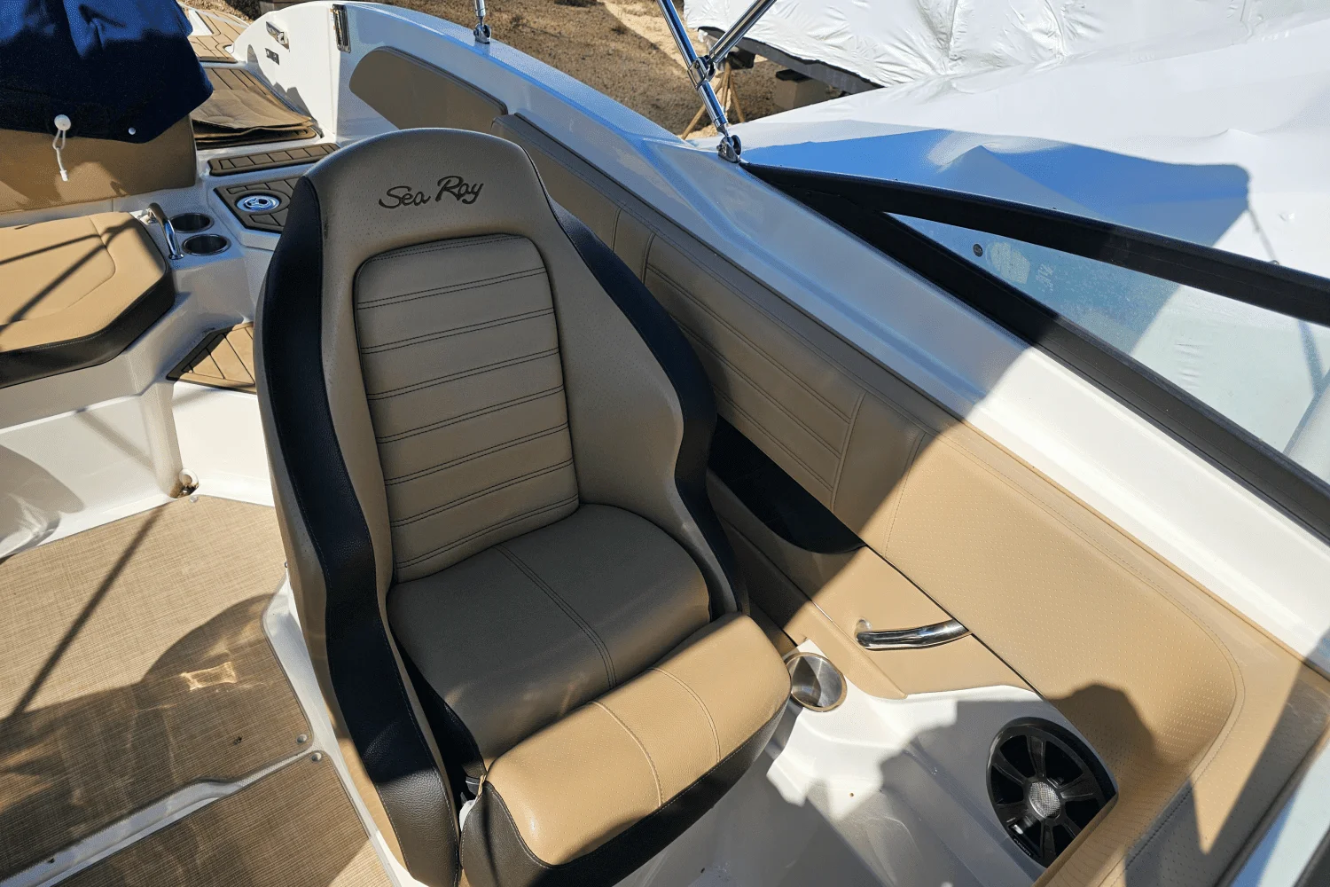 2019 Sea Ray 21 SPX-OB Image Thumbnail #22