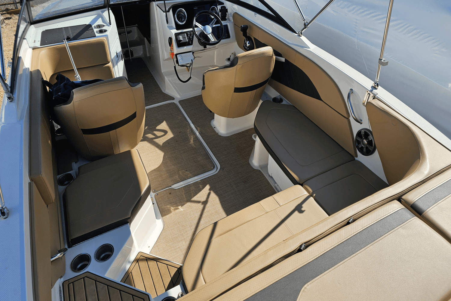 2019 Sea Ray 21 SPX-OB Image Thumbnail #10
