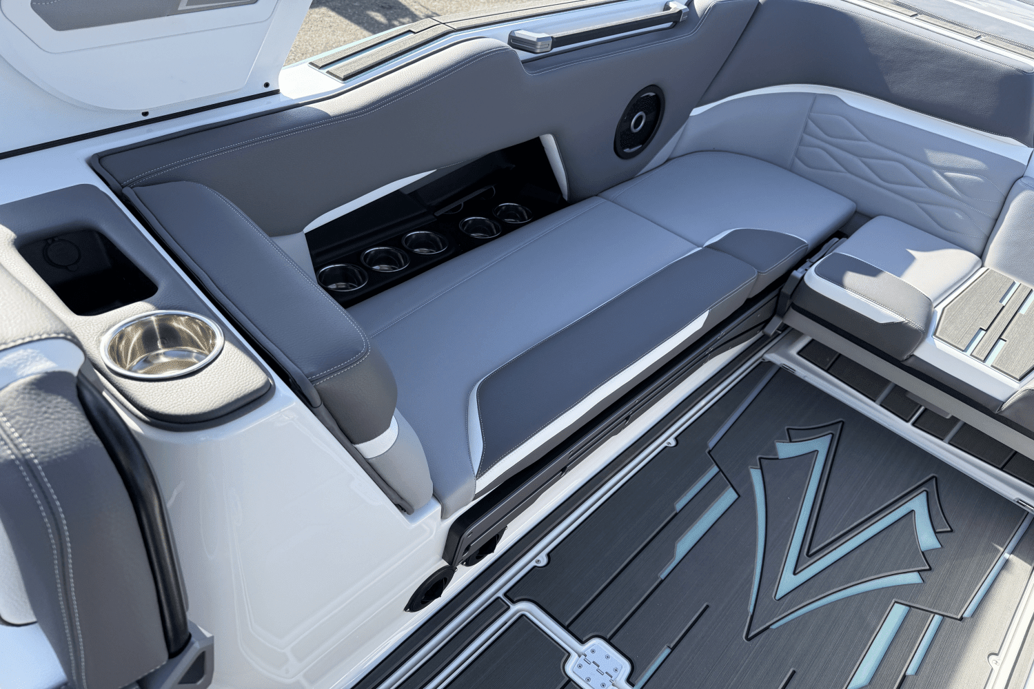2025 Supra SE Image Thumbnail #18