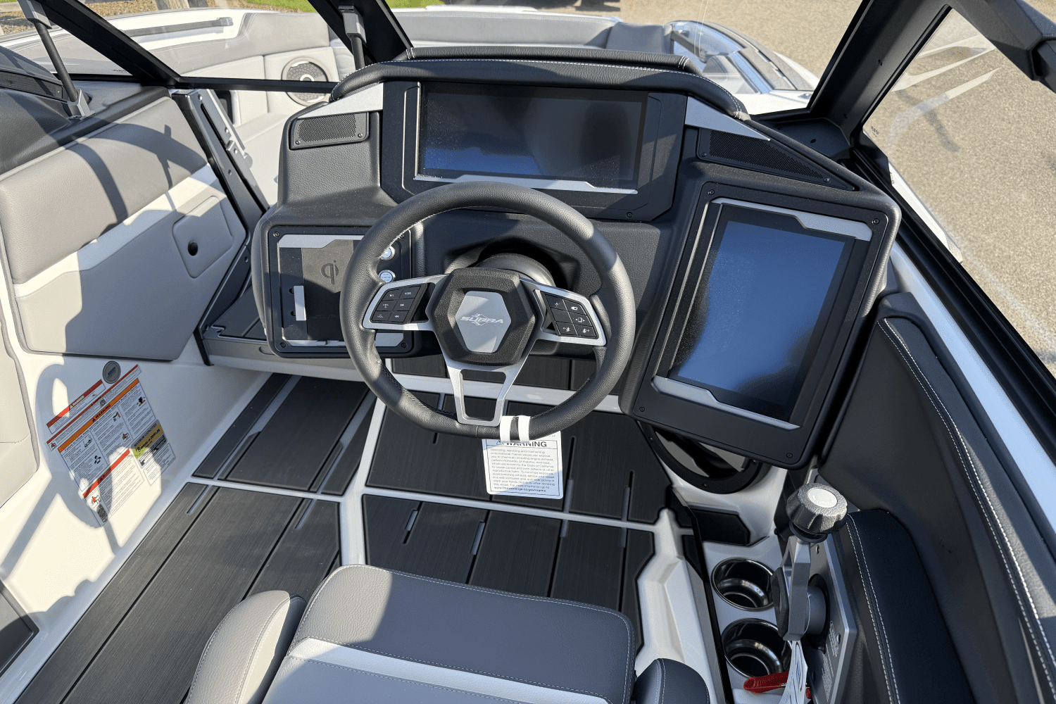 2025 Supra SE Image Thumbnail #14