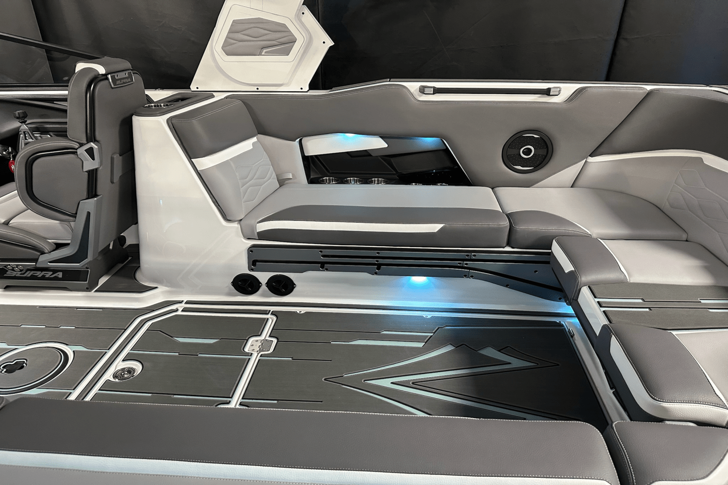 2025 Supra SE Image Thumbnail #9