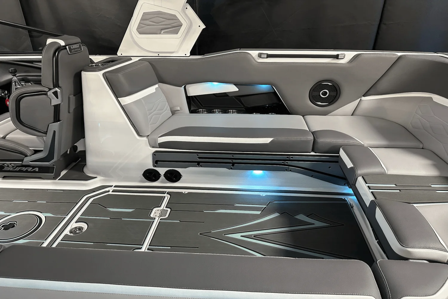 2025 Supra SE Image Thumbnail #9