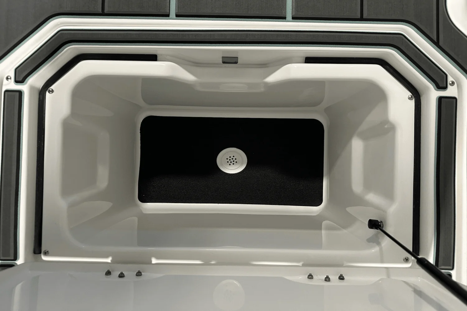 2025 Supra SE Image Thumbnail #43